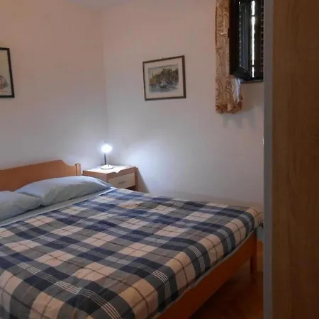 Apartament Desy Srima
