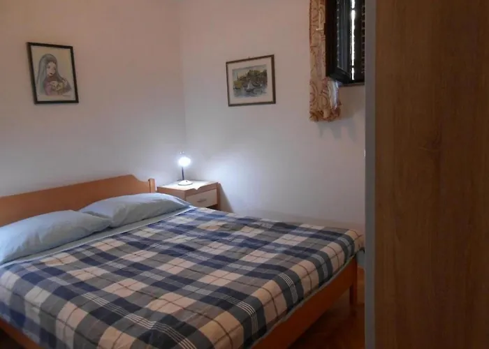 Desy Apartment Srima